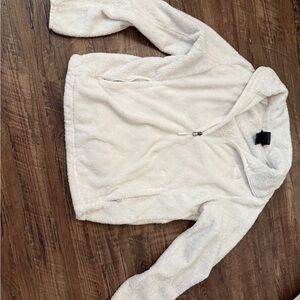 North face cozy White Zip-Up Jacket